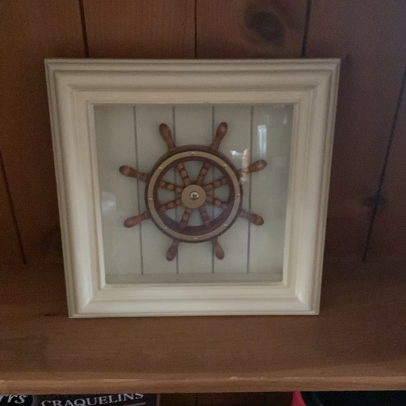 SHIP.  ANCHOR.  WHEEL. ENCASED IN GLASS WITH WOODEN FRAME - Picture 5 of 6
